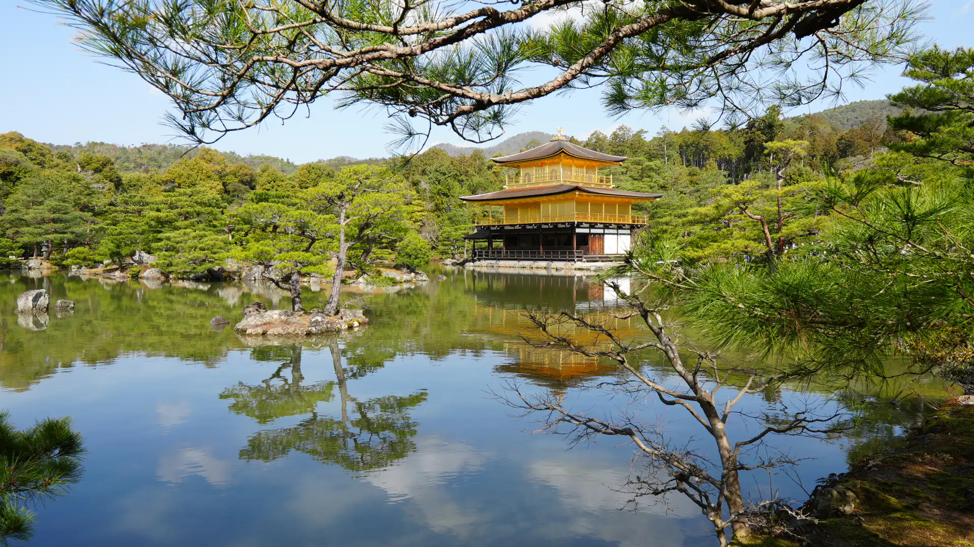 Kinkaku-ji Golden Pavilion – Crowded but worth seeing